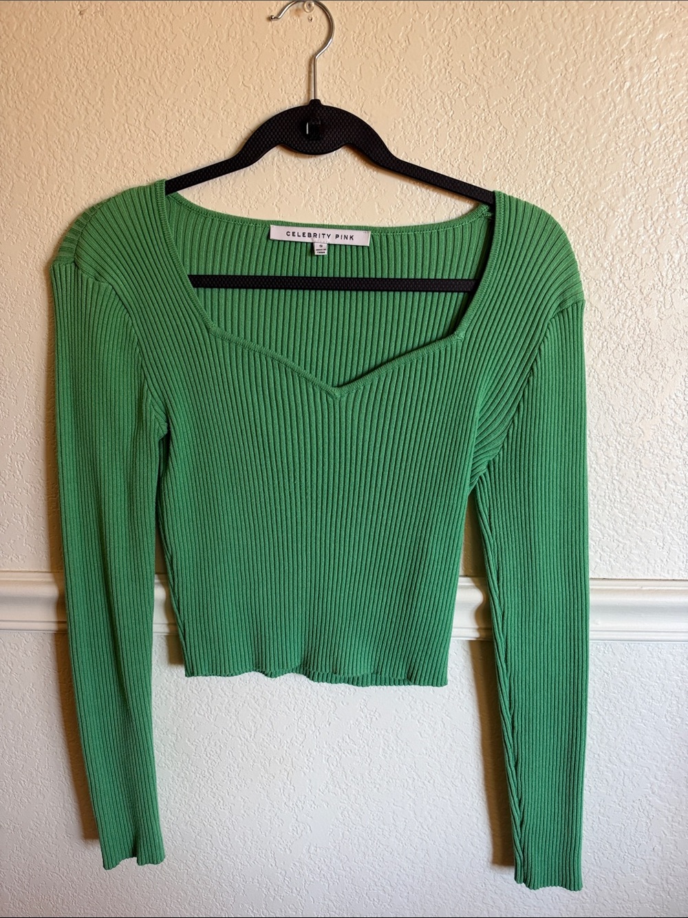 Celebrity Pink Green Ribbed Long Sleeve Sweetheart Neck Top size S